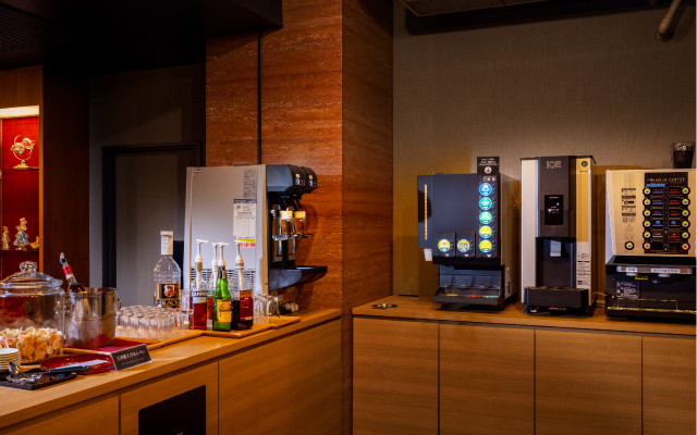 フリードリンクラウンジ